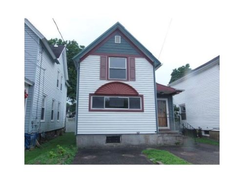 53 River St, Columbia Center, NY 13357-1228