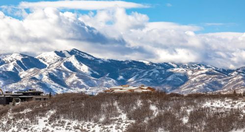 3404 Wapiti Canyon Rd, Park City UT  84098-6241 exterior