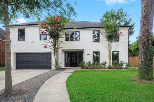 5402 Enchanted Mist Dr, Humble, TX 77346-1223