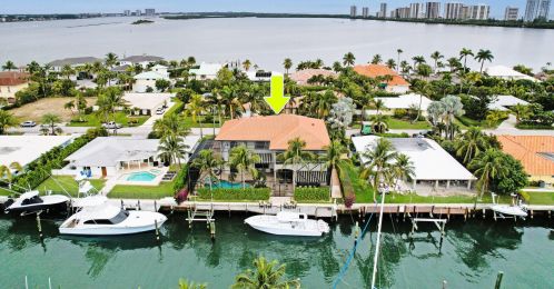 1061 Gulfstream Way, West Palm Beach FL  33404-2732 exterior