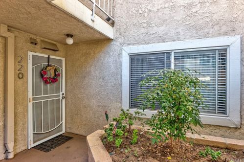 628 Daisy Ave, Long Beach, CA 90802-1160