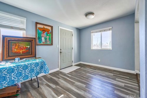 14561 Coalinga Rd, Victorville CA  92392-9617 exterior