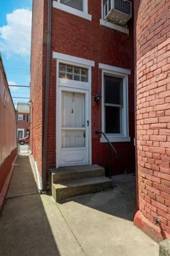 2515 Sarah St, Pittsburgh, PA 15203-2249