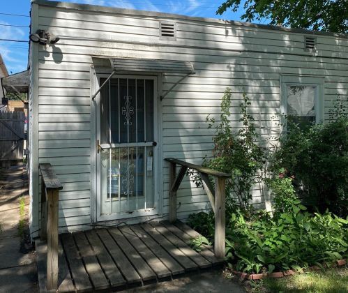 6942 Alabama Ave, Hammond, IN 46323-2203