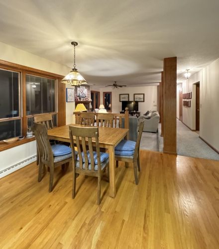 1 Cedar Pt, Newport KY  41076-1743 exterior