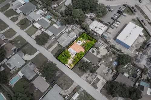7643 33rd Ave, Saint Petersburg, FL 33710-2321