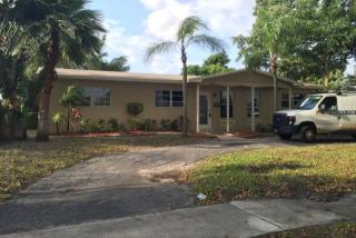 6940 5th St, Hollywood FL  33023-1120 exterior