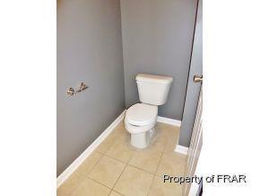 573 Thorncliff Dr, Raeford, NC 28376-9233
