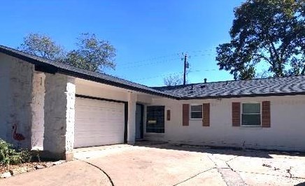 8213 Briarwood Ln, Austin TX  78757-7642 exterior