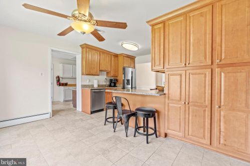 10519 Amity St, Lorton VA  22079-3516 exterior