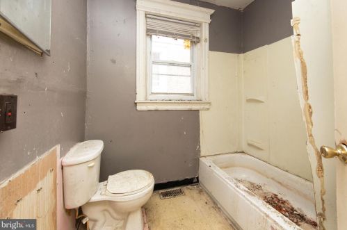 1205 Atlantic Ave, Camden NJ  08104-1203 exterior