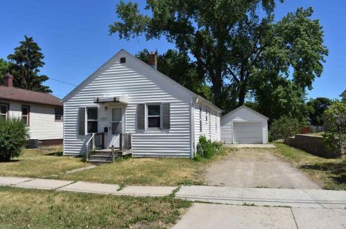 1251 Reber St, Green Bay, WI 54302-1523