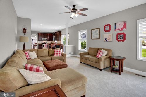 7 Dogwood Ter, Siddonsburg PA  17019-8733 exterior