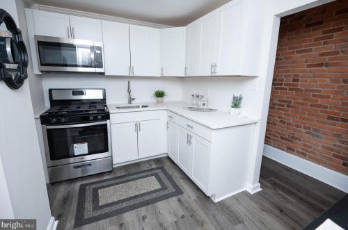 402 12th St, Wilmington, DE 19801-3404