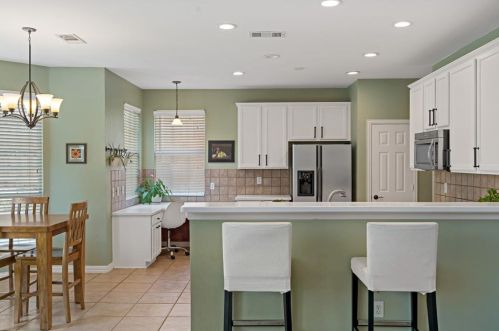 4216 Sharondale Dr, Lewisville TX  75022-0958 exterior