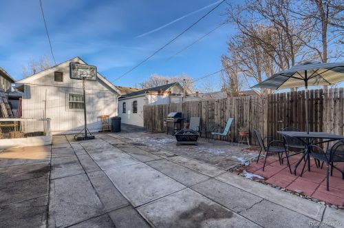 3435 Franklin St, Denver CO 80205-3959 exterior