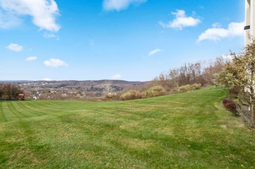 204 Roosevelt Dr, Poughquag NY  12570-5244 exterior