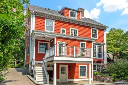 44 Greenridge Ave, White Plains NY  10605-1622 exterior