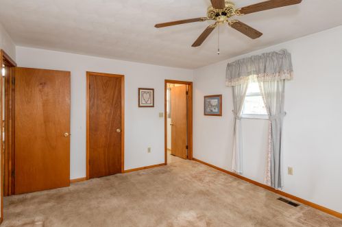 824 Stutely Pl, Miamisburg OH  45342-2025 exterior