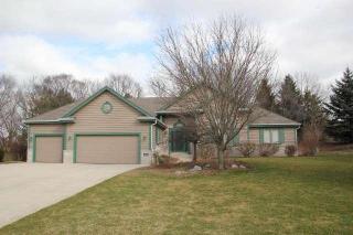 19845 Avondale Dr, Brookfield, WI 53045-3770