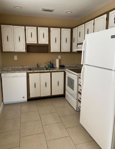 900 Normandy, Delray Beach FL  33484-4806 exterior