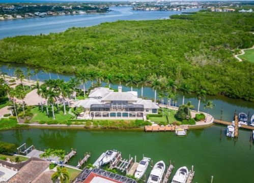 1515 Gulfstar Dr, Naples, FL 34112-6407