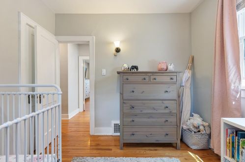 735 Bellaire St, Denver CO 80220-4936 exterior