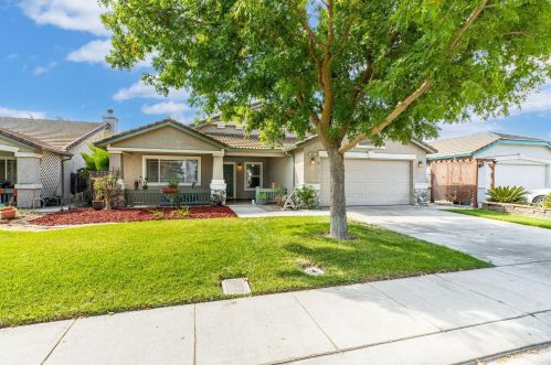 1032 Schadeck St, Manteca, CA 95336-5956