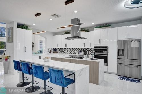 3591 177th Ave, Hollywood FL  33029-1666 exterior