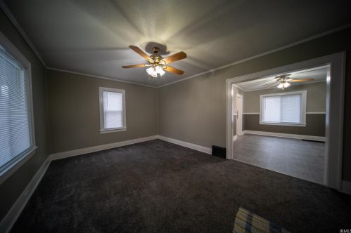 516 Hendricks St, Mishawaka, IN 46544-1654