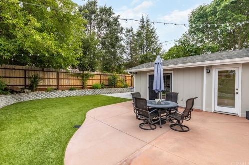 720 Salinas Ave, Templeton CA  93465-5071 exterior