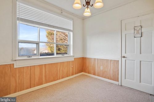 13070 Old Valley Pike, Edinburg VA  22824-3144 exterior