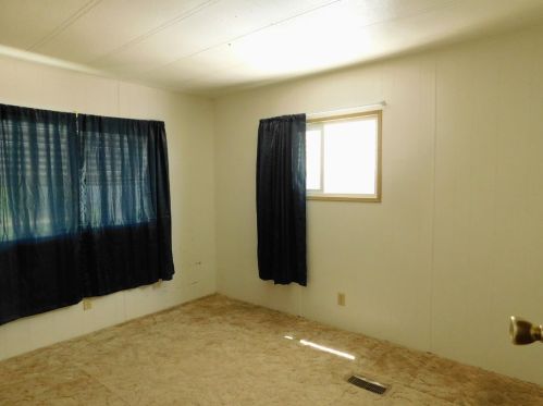 373 Raymond Ln, Folsom CA  95630-1749 exterior