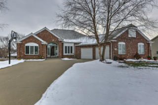 2611 161st St, Omaha NE  68116-2088 exterior