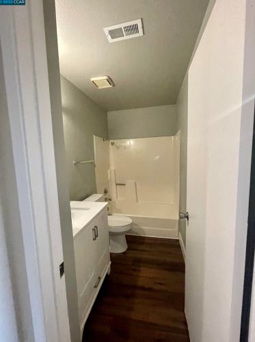 38 Connie Ct, West Pittsburg CA  94565-1574 exterior