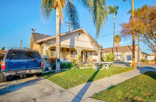 329 1st Ave, La Habra, CA 90631-5432