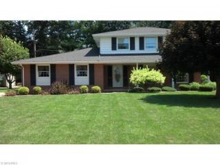 3530 Darien Ave, Canton, OH 44718-3010