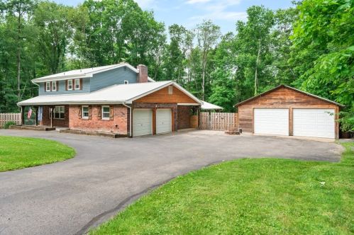 110 Bradman Est, Slippery Rock, PA 16057-3206