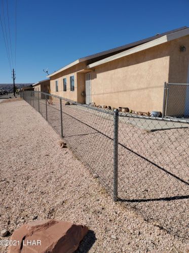 1495 Verde Dr, Bullhead City, AZ 86442-6681