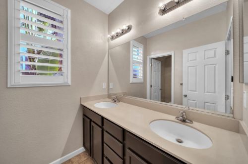 16278 Prairie Fire Ct, Lathrop CA  95330-8963 exterior