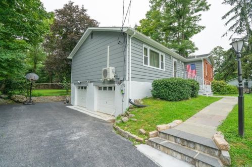 329 Cordial Rd, Yorktown Hgts NY  10598-2642 exterior