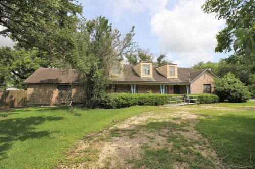 3413 Fairway Dr, Dinsmore, TX 77488-4614