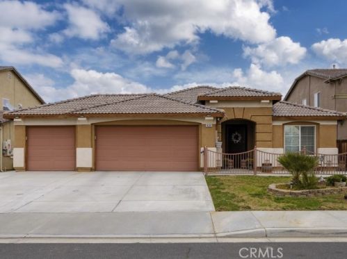 14741 Shetland Ct, Victorville, CA 92394-7549