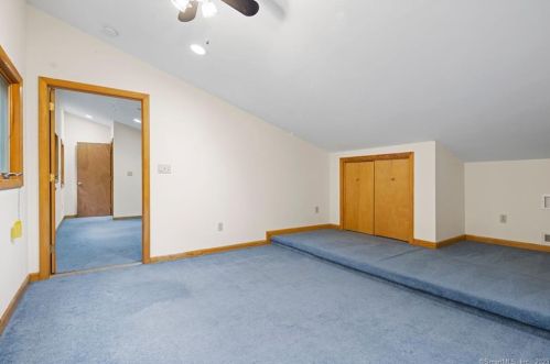 122 Carpenter Rd, New Hartford CT  06057-3003 exterior