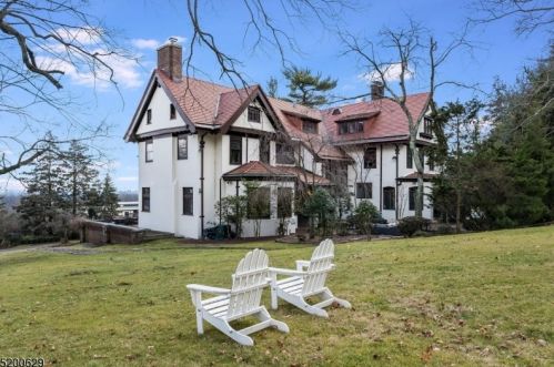 122 Upper Mtn Ave, Montclair NJ 07043-1428 exterior