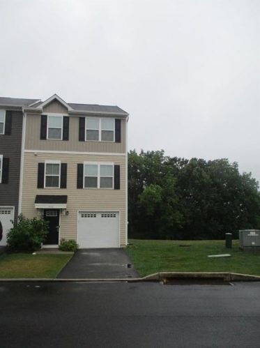 1948 Alex Rd, Easton, PA 18040