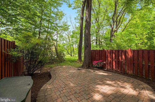2792 Hyson Ln, Falls Church VA  22043-3522 exterior