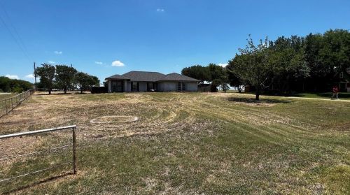 101 Haven Pl, Waxahachie, TX 75165-9427