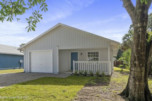 1356 25th Ave, Vero Beach, FL 32962-6056