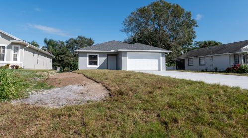 1330 28th Ave, Vero Beach, FL 32960-3977